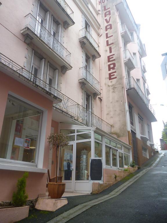 Lavalliere Croix Blanche